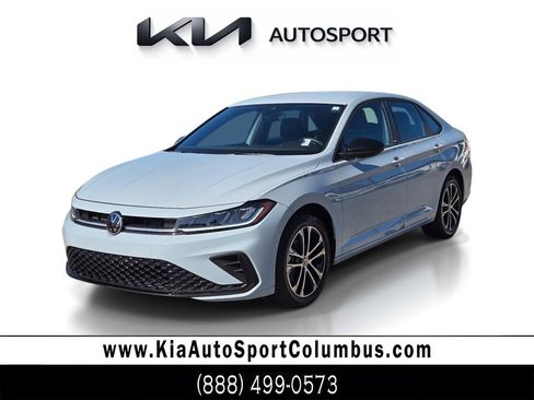 Used 2025 Volkswagen Jetta Sport FWD image 1