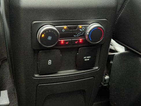 Certified 2022 Ford Explorer Limited w/ Limited Technology Package image 33