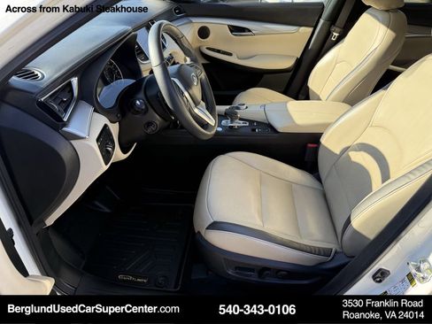 Used 2021 INFINITI QX50 Essential w/ Convenience Package image 11