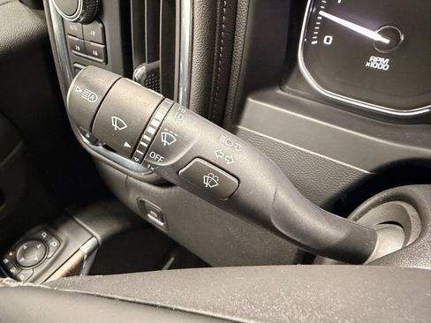 Used 2023 GMC Sierra 3500 Denali image 48