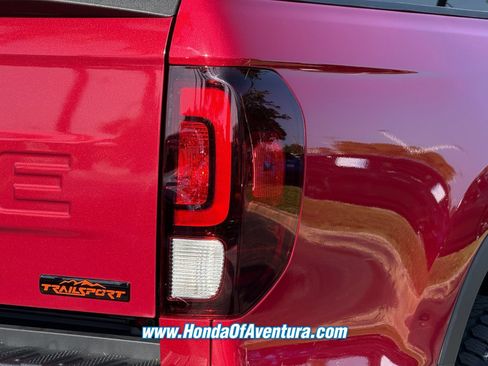 Certified 2025 Honda Ridgeline TrailSport image 8
