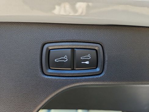 New 2026 Porsche Macan 4S Electric image 49