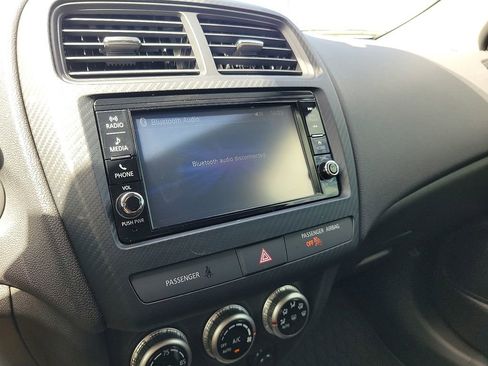 Used 2024 Mitsubishi Outlander Sport ES image 12