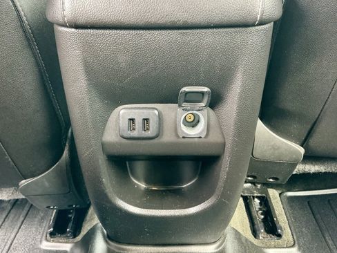 Used 2016 GMC Canyon SLT w/ Driver Alert Package image 33