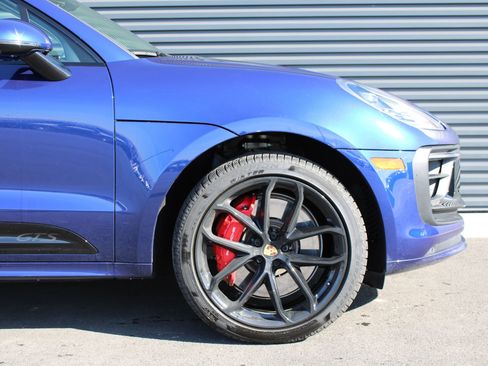 Certified 2024 Porsche Macan GTS image 12