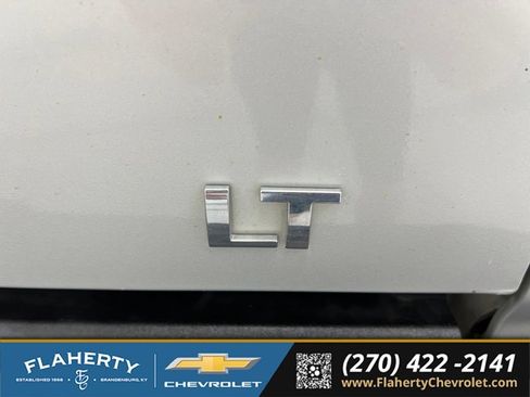 Used 2010 Chevrolet Silverado 1500 LT AWD/4WD image 15