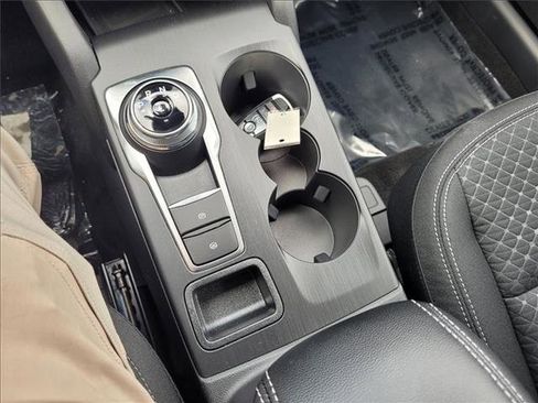 New 2025 Ford Escape Active w/ Active Premium Tech Pack image 21