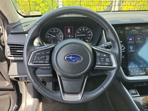 Used 2025 Subaru Outback Premium AWD/4WD image 29