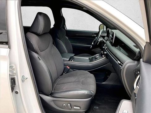 Used 2025 Hyundai Palisade Calligraphy AWD/4WD image 9