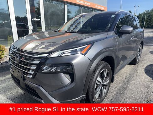Used 2025 Nissan Rogue SL w/ SL Premium Package AWD/4WD image 1