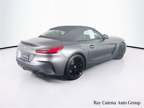 Used 2022 BMW Z4 M40i w/ Premium Package image 7