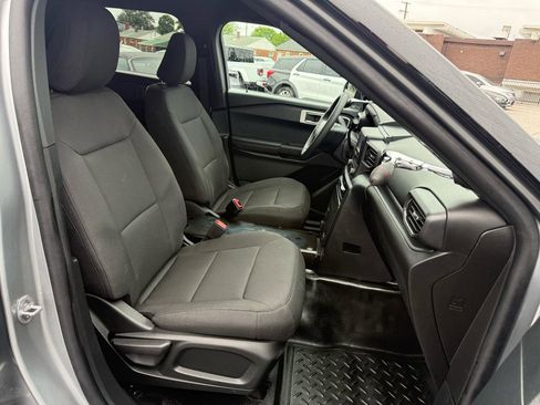 Used 2024 Ford Explorer 4WD Police Interceptor image 12