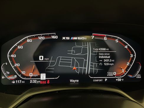 Used 2022 BMW X5 M50i w/ Premium Package image 21