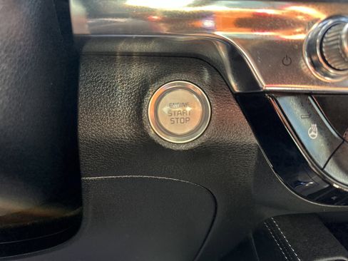 Used 2022 Kia Telluride SX w/ SX Prestige Package image 14