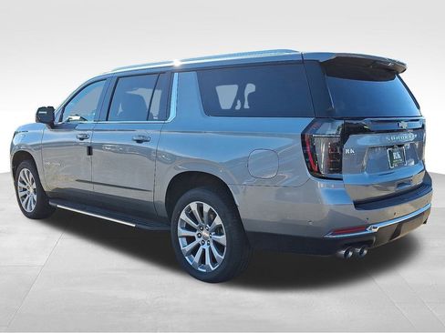 New 2025 Chevrolet Suburban Premier w/ Sun And Tow Package image 3