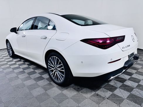 Used 2025 Mercedes-Benz CLA 250 4MATIC image 5