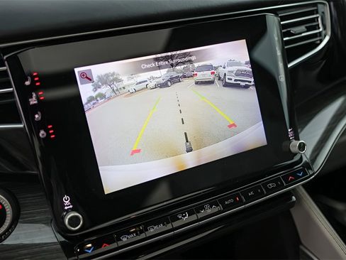 Used 2022 Jeep Wagoneer Series III w/ Premium Group I image 19