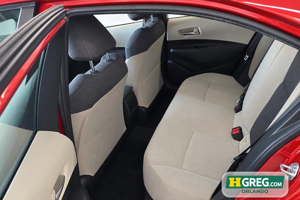 Used 2020 Toyota Corolla LE FWD image 12