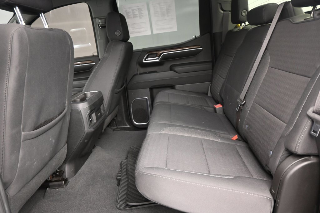 Used 2023 Chevrolet Silverado 1500 LT RWD image 14