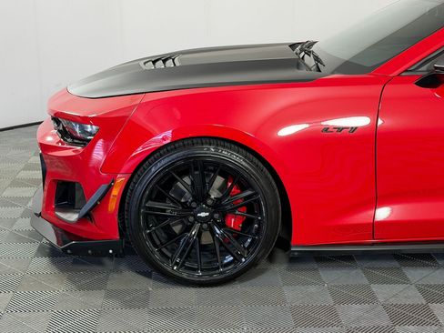 Used 2022 Chevrolet Camaro LT RWD image 21