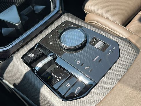 New 2026 BMW X3 xDrive30 w/ Premium Package image 24