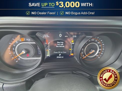 Used 2025 Jeep Wrangler Unlimited Sahara AWD/4WD image 19