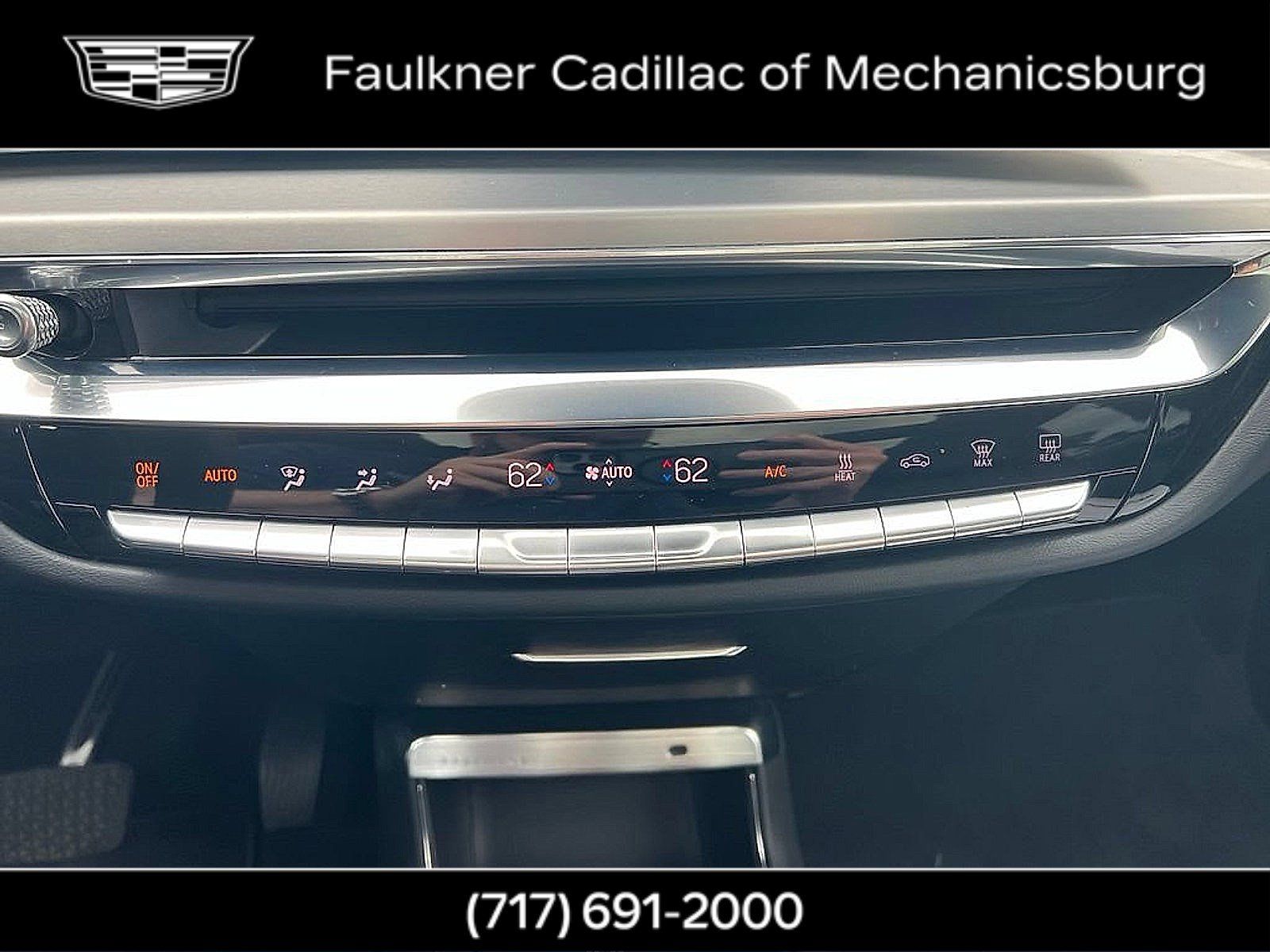 Used 2024 Cadillac Lyriq Sport AWD/4WD image 23
