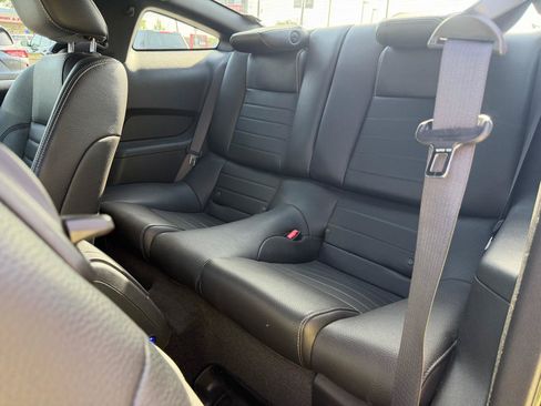 Used 2011 Ford Mustang Premium w/ 202A Rapid Spec Order Code RWD image 11