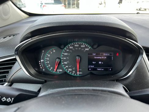 Used 2019 Chevrolet Trax LT FWD image 11