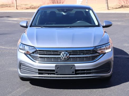 Used 2024 Volkswagen Jetta SE image 25