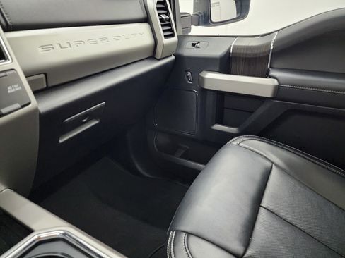 Used 2021 Ford F350 Lariat w/ Lariat Ultimate Package image 14