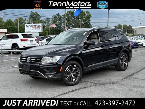 Used 2018 Volkswagen Tiguan SEL AWD/4WD image 1