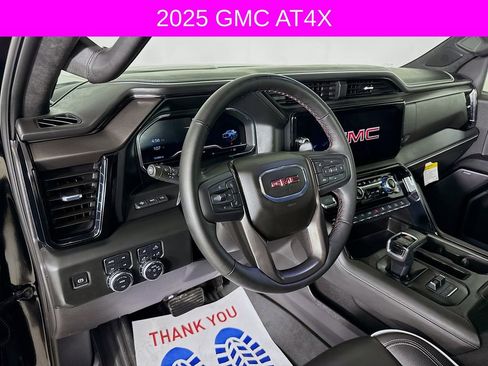 Used 2025 GMC Sierra 1500 AT4X image 9