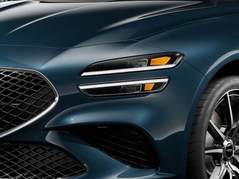 New 2025 Genesis G70 2.5T image 9