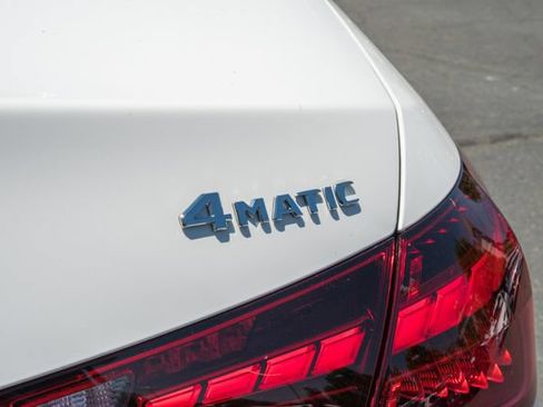New 2026 Mercedes-Benz C 300 4MATIC Sedan image 9