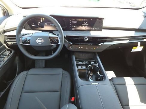 Certified 2025 Nissan Murano SV w/ Cargo Package image 13