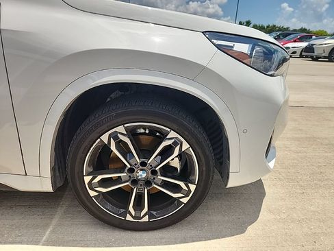 Used 2023 BMW X1 xDrive28i w/ Premium Package AWD/4WD image 4