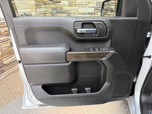 Used 2022 Chevrolet Silverado 1500 RST AWD/4WD image 28