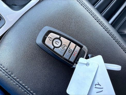Used 2023 Ford Edge SEL w/ Convenience Package AWD/4WD image 12