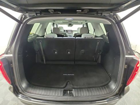 Used 2022 Hyundai Palisade SEL w/ Convenience Package AWD/4WD image 17