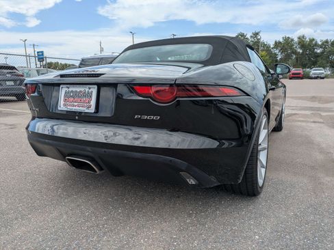 Used 2019 Jaguar F-TYPE Convertible RWD image 3