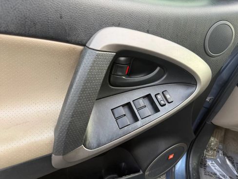 Used 2008 Toyota RAV4 Limited FWD image 5