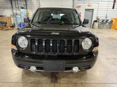 Certified 2016 Jeep Patriot High Altitude image 42