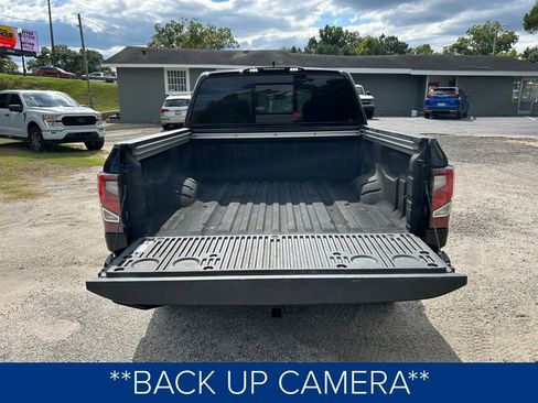 Used 2023 Nissan Titan PRO-4X w/ Pro-4x Convenience Package image 7