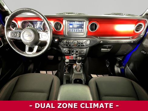 Used 2019 Jeep Wrangler Unlimited Rubicon w/ Cold Weather Group AWD/4WD image 7