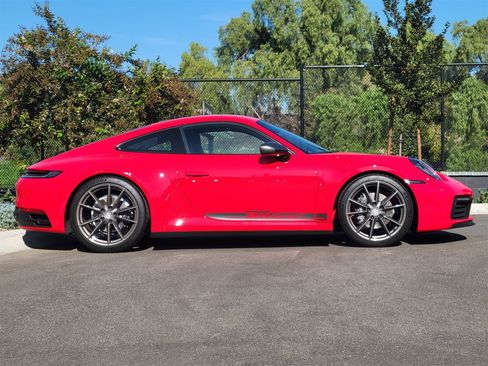 Certified 2024 Porsche 911 Carrera T image 8