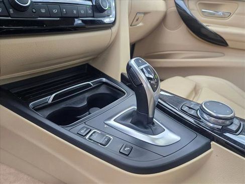 Used 2016 BMW 328i Sedan RWD image 8