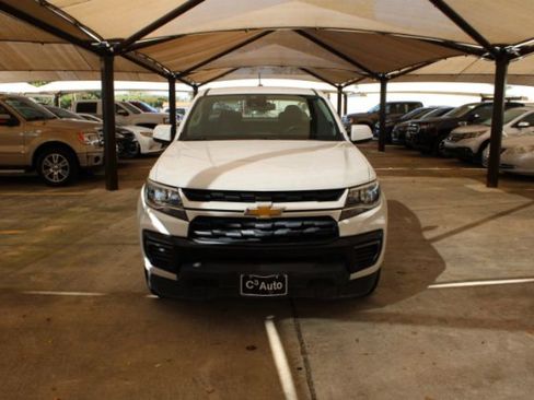 Used 2021 Chevrolet Colorado LT w/ Safety Package image 2