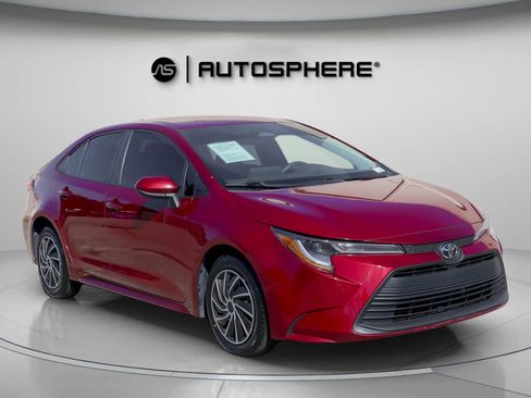 Used 2023 Toyota Corolla LE image 12