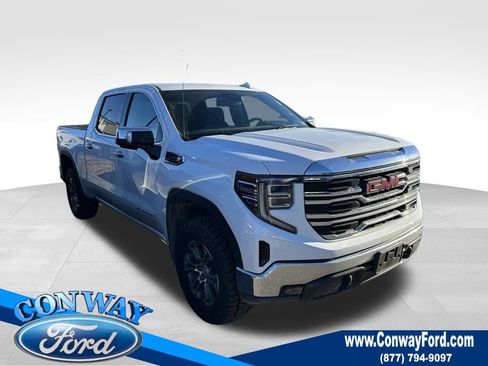 Used 2025 GMC Sierra 1500 SLT image 1